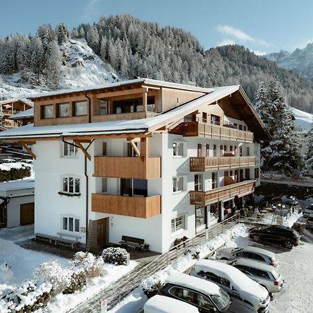 Apartment Villa Stefania Selva di Val Gardena Dış mekan fotoğraf